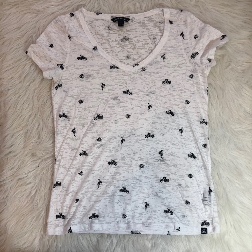 Rock & Republic Short Sleeve Tee Shirt